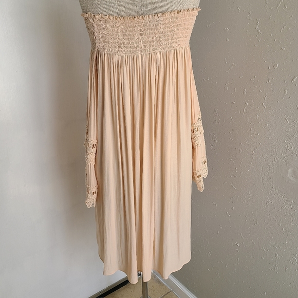 Forever 21 light pink off shoulder dress size M -B - Picture 4 of 5